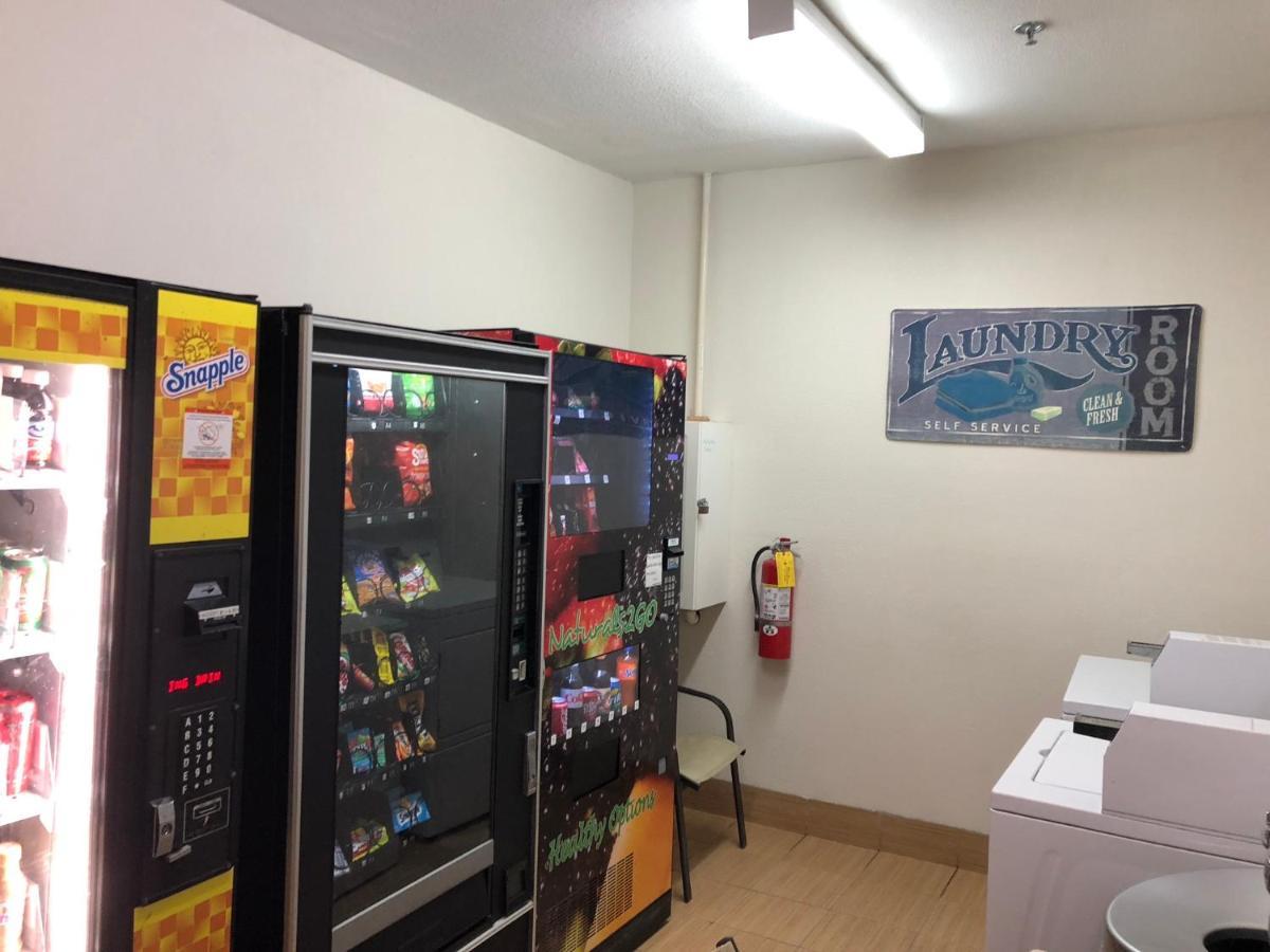 Econo Lodge Choice Hotels I 95 Savannah Gateway 24 Hour Fitness Center On Site Guest Laundry On Site Perkins Restaurant Georgetown Exterior foto